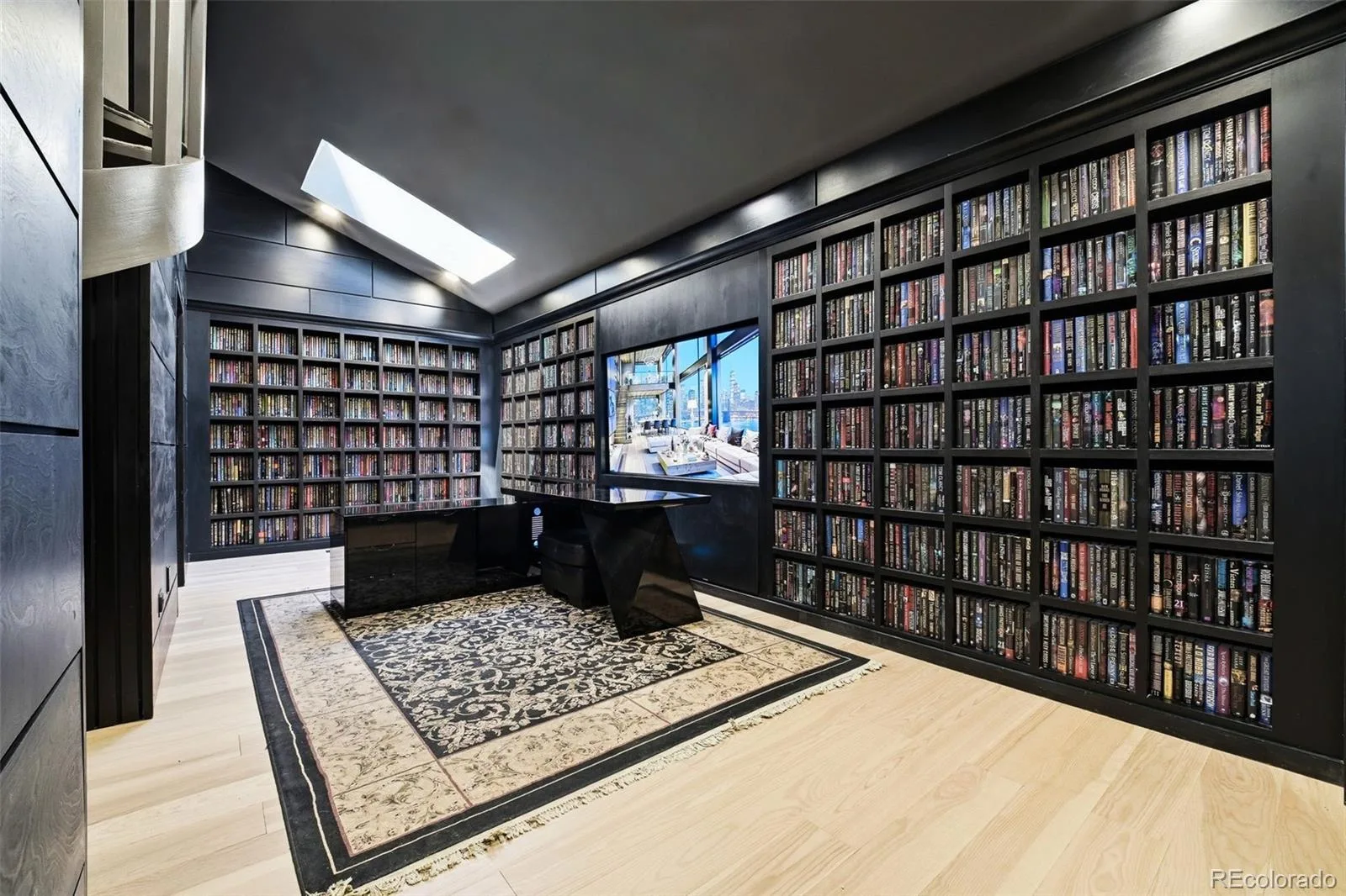 27 Beacon Hill Lane Greenwood Village CO 80111 | MLS #REC3257089 08272026220429 1600 4