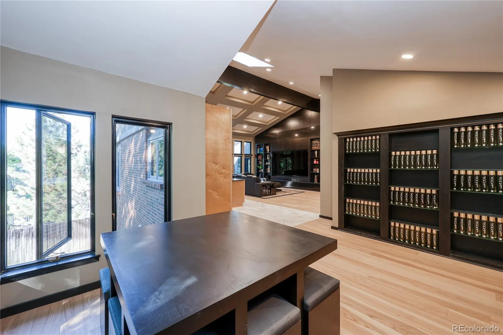 27 Beacon Hill Lane Greenwood Village CO 80111 | MLS #REC3257089 08272026220429 1600 5