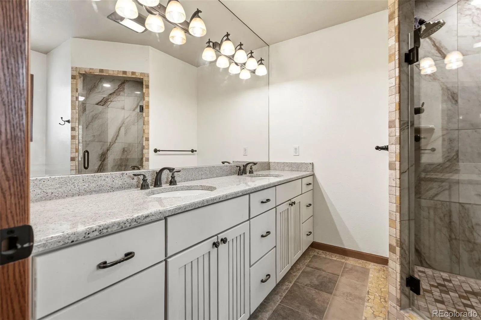 3226 S Ash Street Denver CO 80222 MLS #REC3257806 05292026222710 1600 23