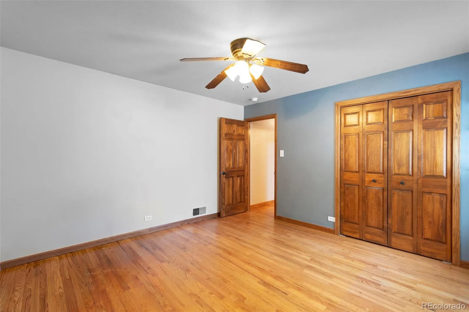 3226 S Ash Street Denver CO 80222 MLS #REC3257806 05292026222710 1600 29
