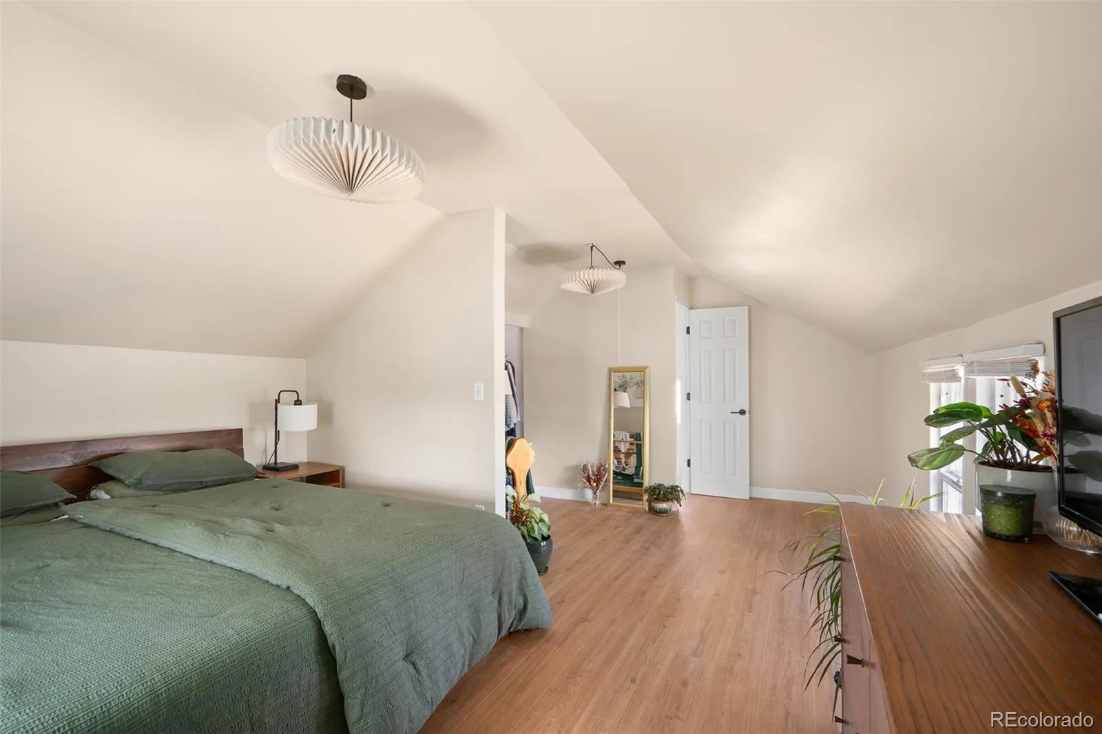 2471 S Galapago Street Denver CO 80223 MLS #REC3260952 05092026015807 1600 15