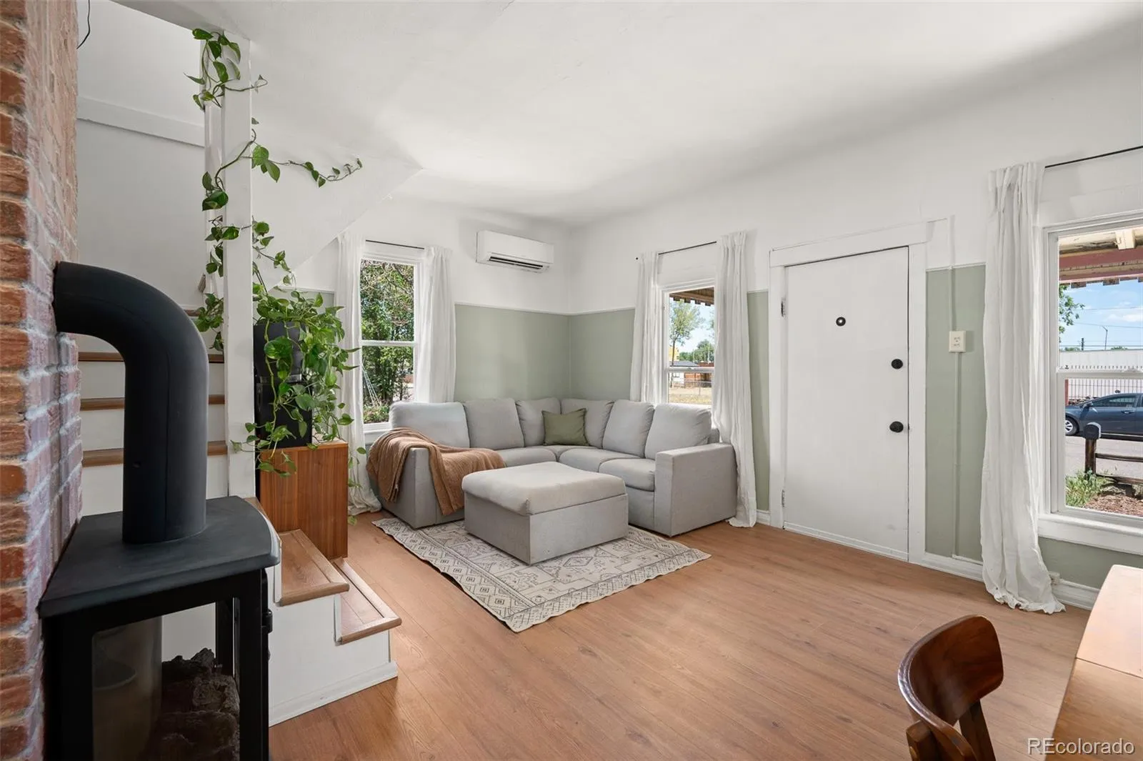 2471 S Galapago Street Denver CO 80223 MLS #REC3260952 05092026015807 1600 6