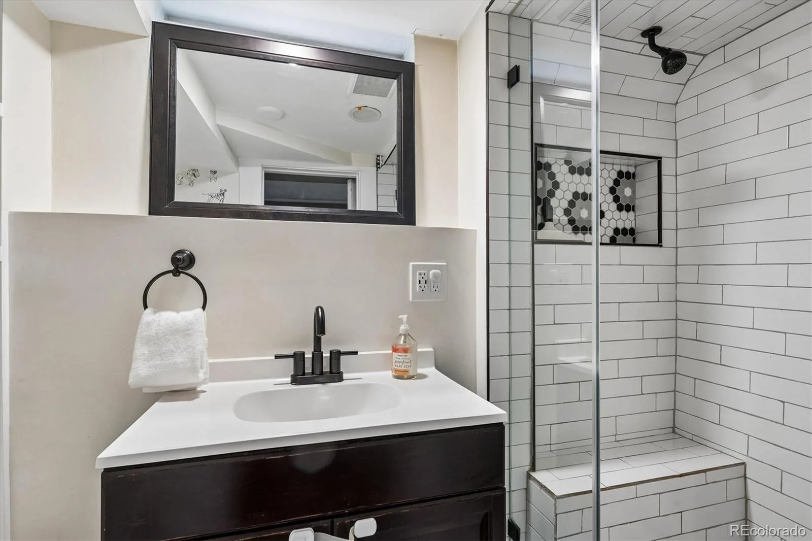 1160 Grape Street Denver CO 80220 | MLS #REC3261687 08122026212905 1600 34