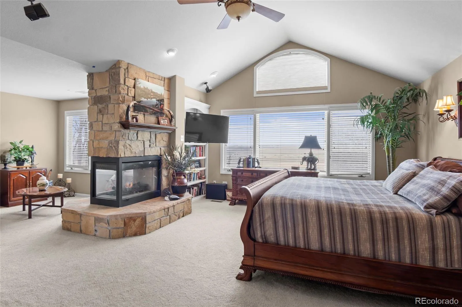 04202026140614 1600 25