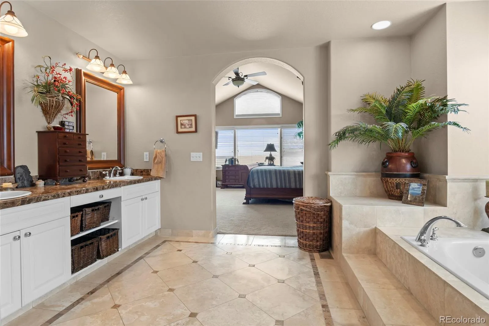 04202026140614 1600 30