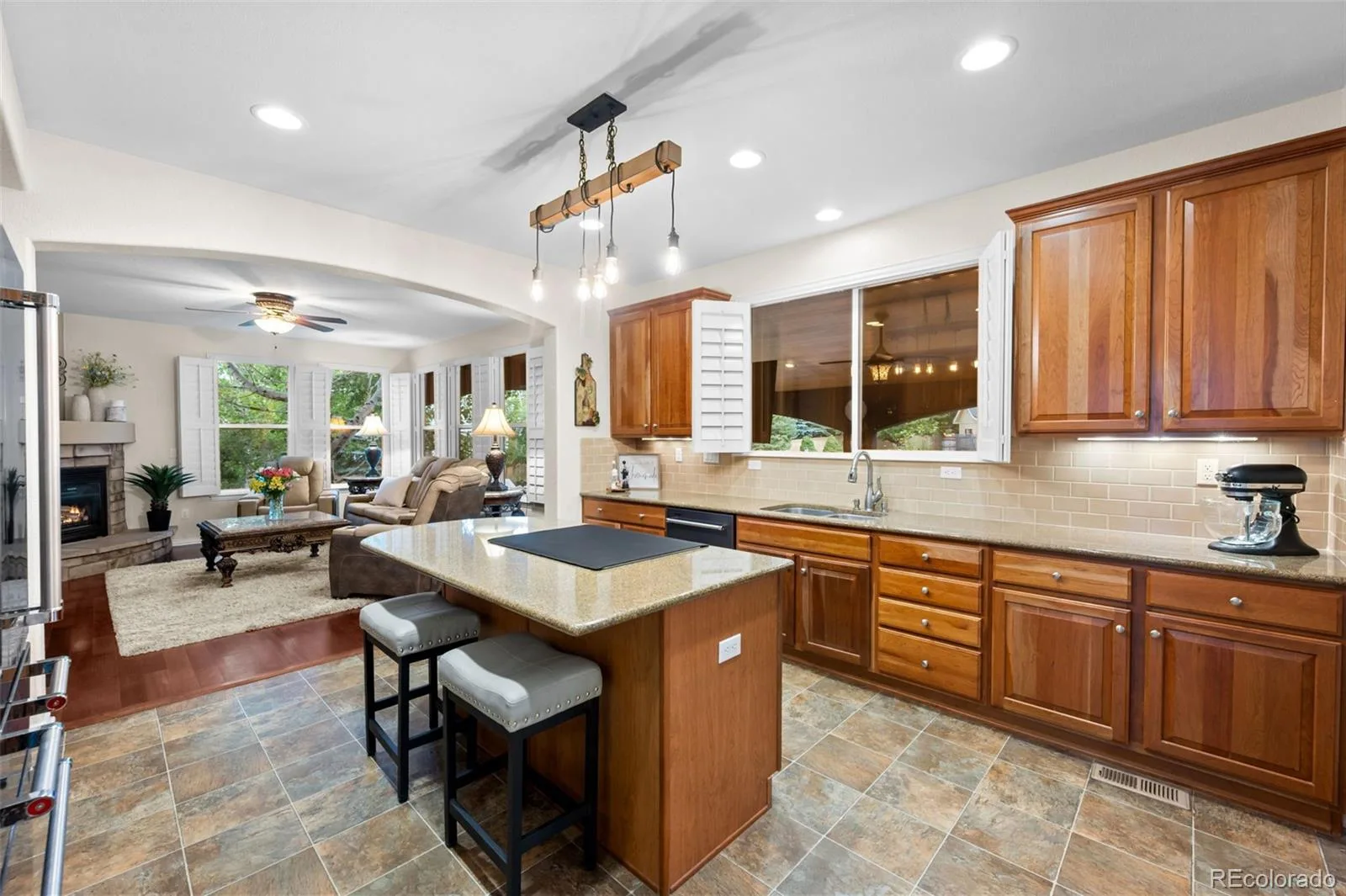 10676 Chandon Place Littleton CO 80126 MLS #REC3262455 07072026223706 1600 22