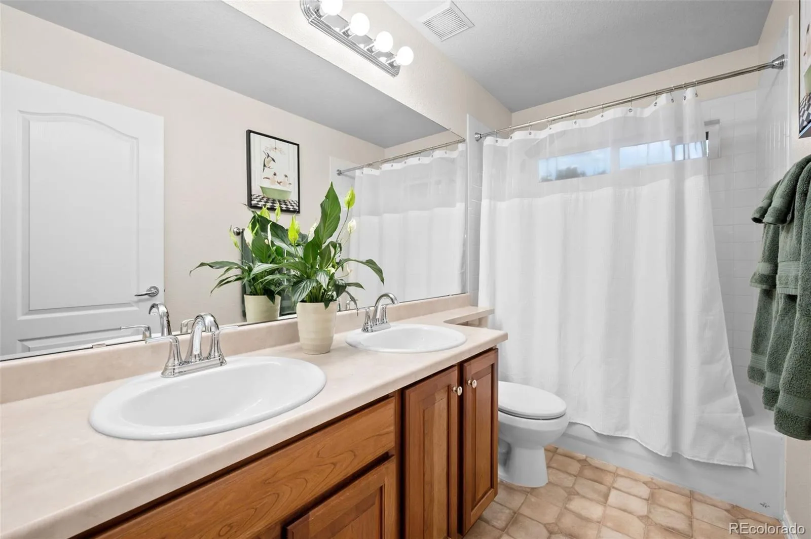 10676 Chandon Place Littleton CO 80126 MLS #REC3262455 07072026223706 1600 34