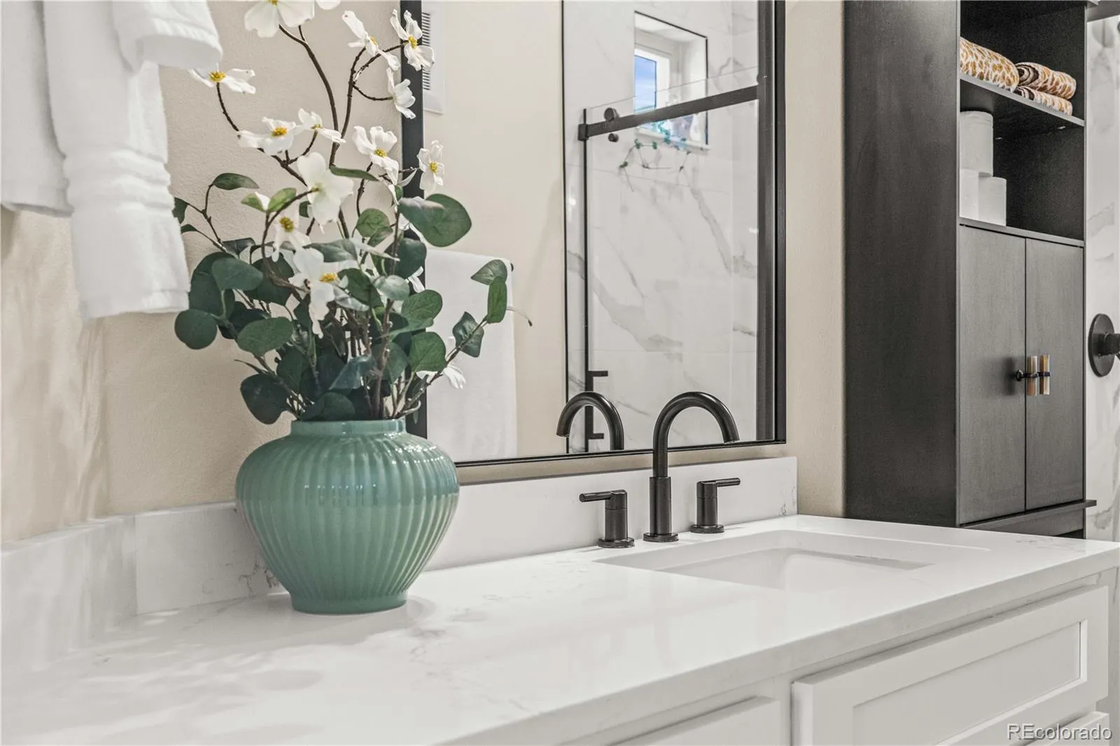 04162026003726 1600 22