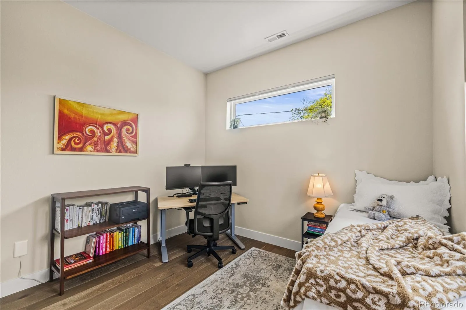 04162026003726 1600 24