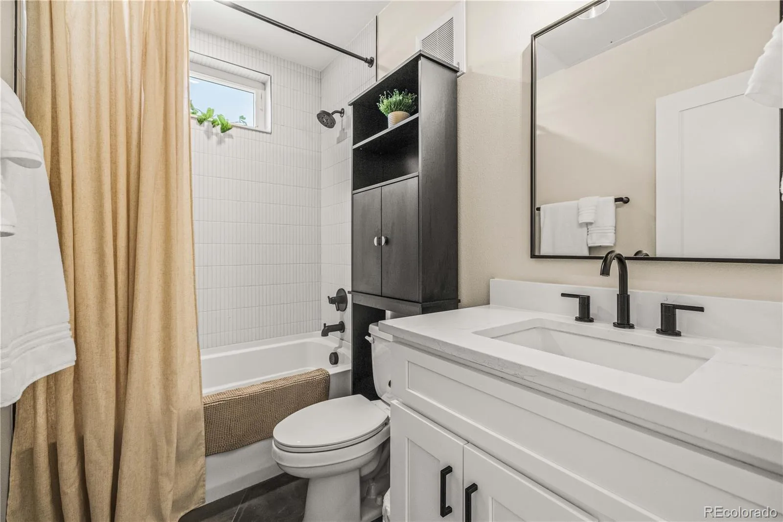 04162026003726 1600 25