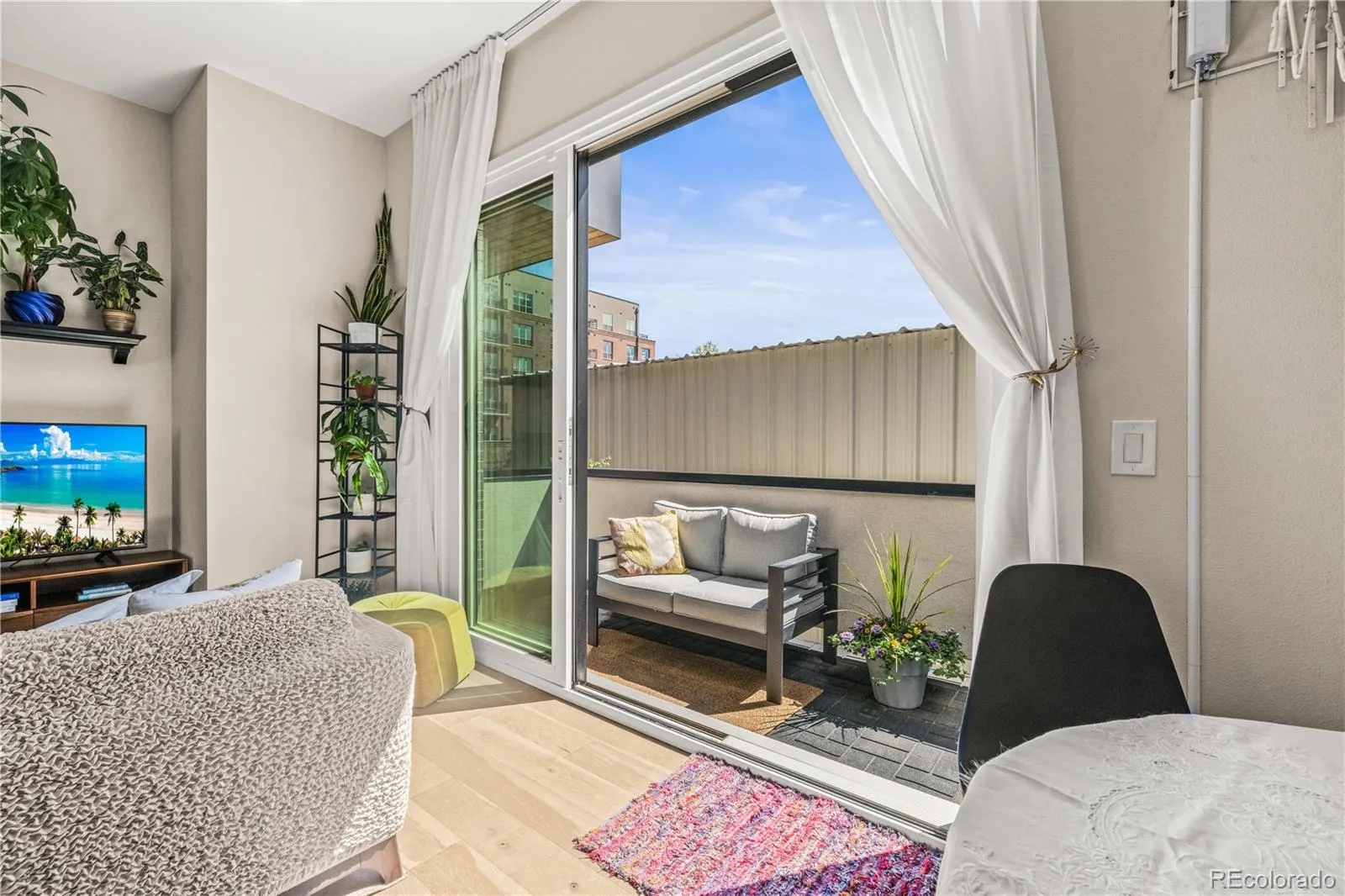 04162026003726 1600 26