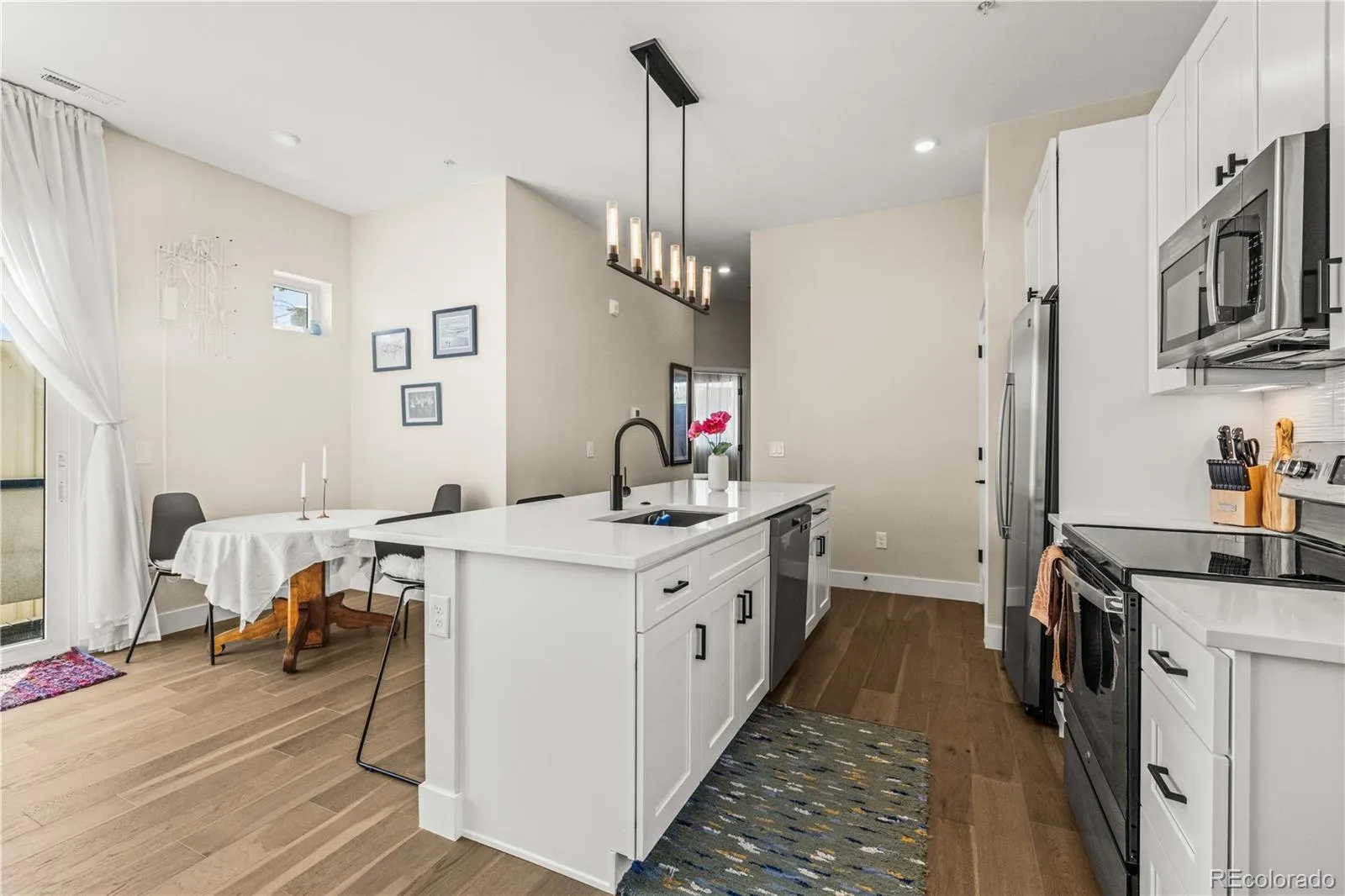 04162026003726 1600 6