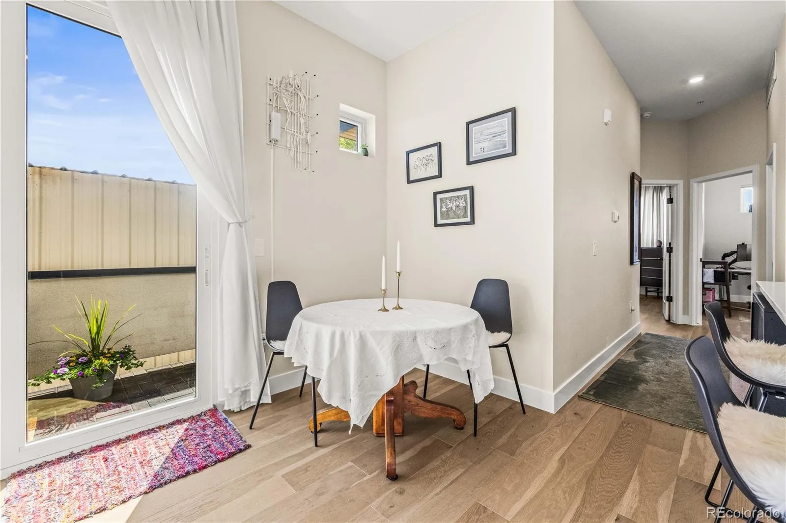 04162026003726 1600 7