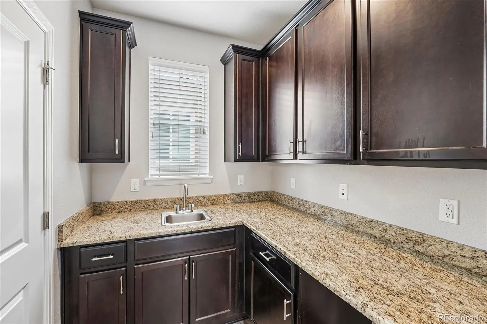 9516 Juniper Way Arvada CO 80007 MLS #REC3265126 05232026092835 1600 20