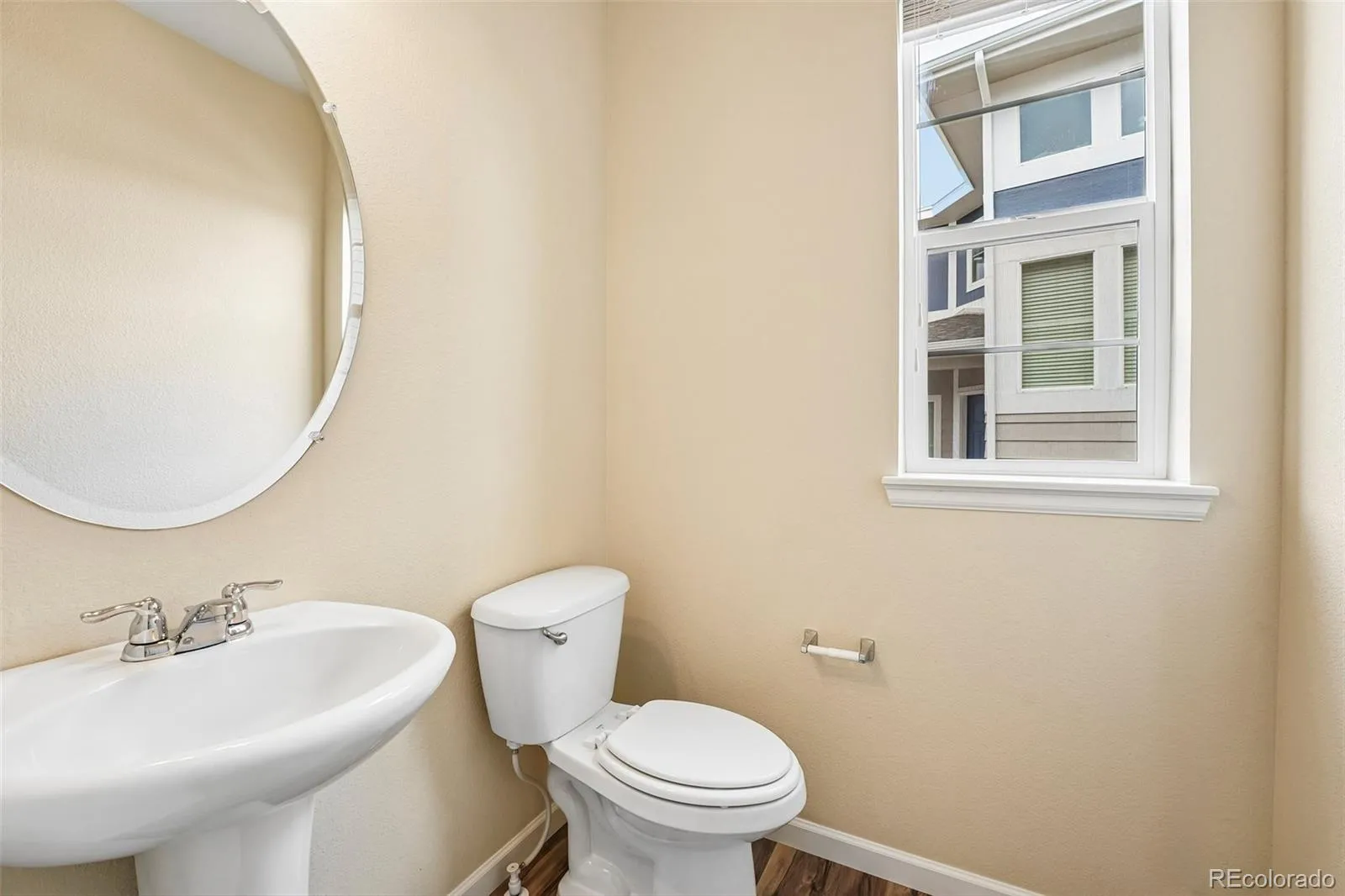 9516 Juniper Way Arvada CO 80007 MLS #REC3265126 05232026092835 1600 39