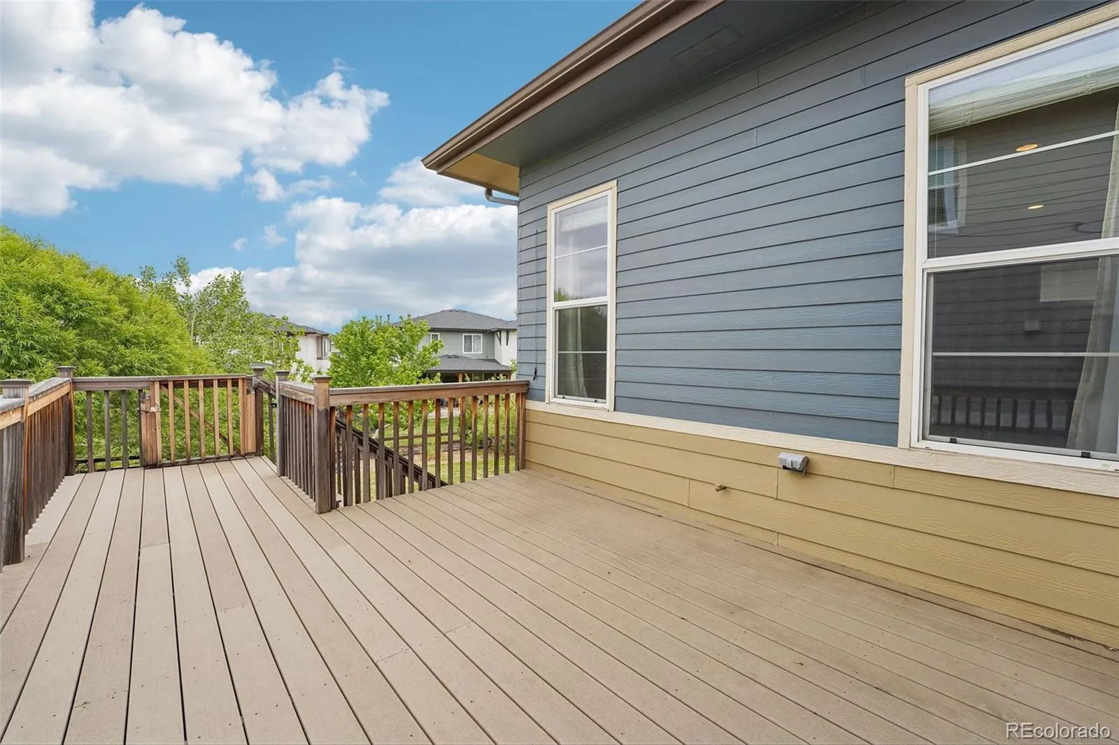 9516 Juniper Way Arvada CO 80007 MLS #REC3265126 05232026092835 1600 44