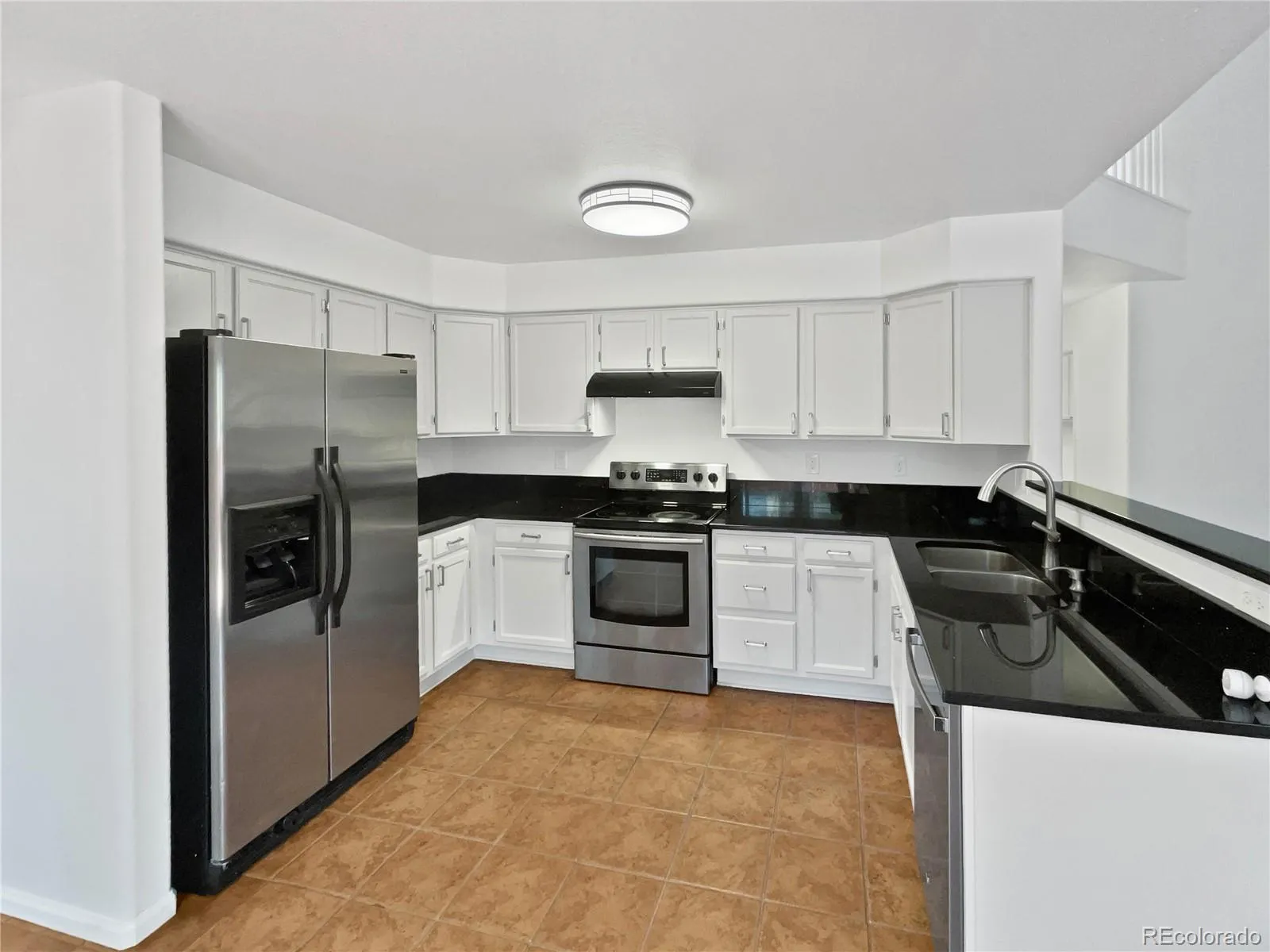 9115 W Hinsdale Place Littleton CO 80128 | MLS #REC3265410 05202026223653 1600 5
