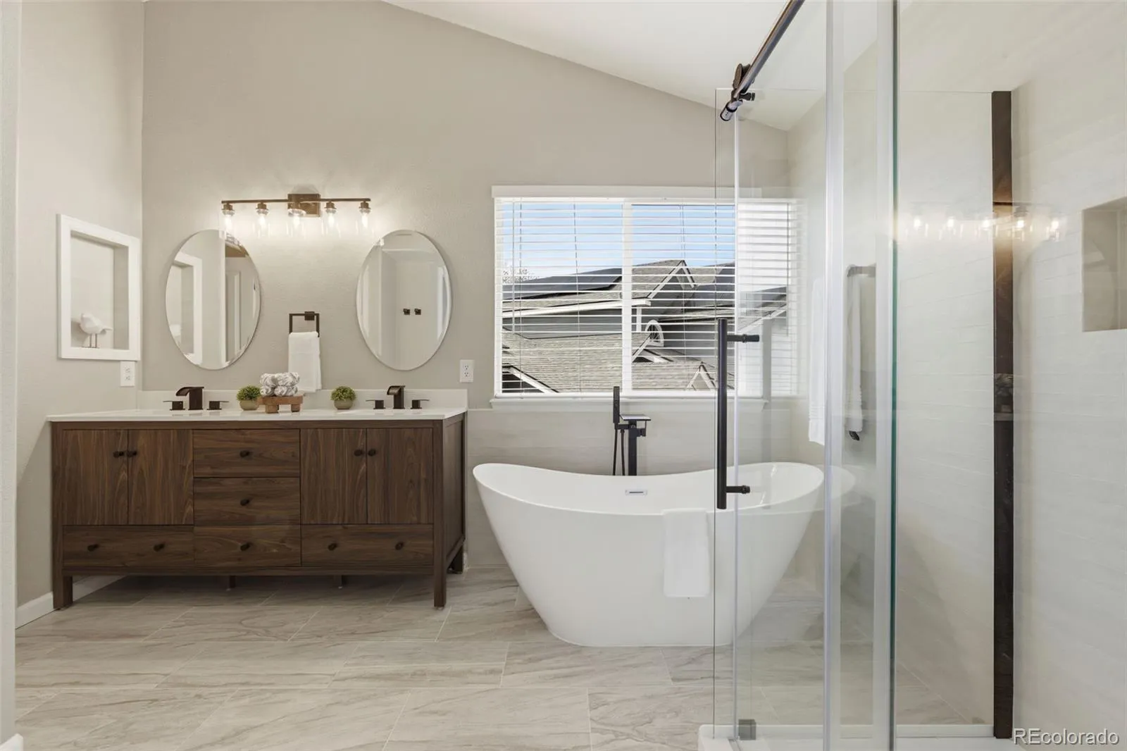 04212026183857 1600 8