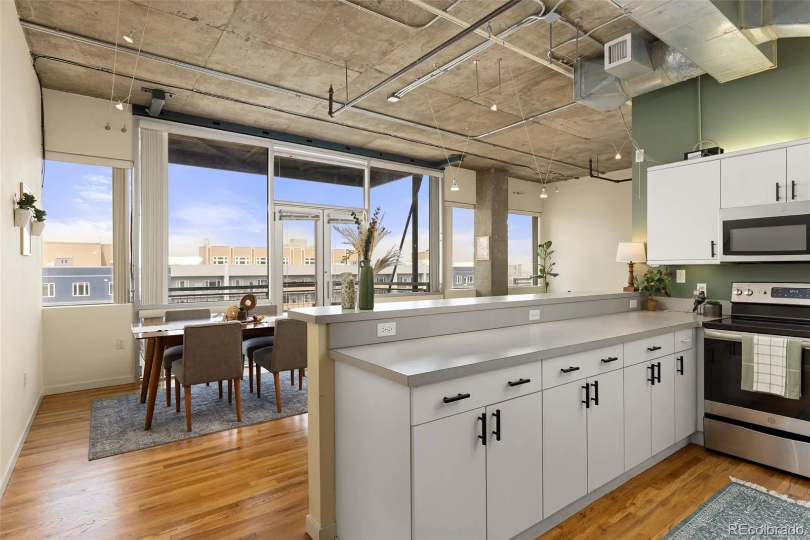 2020 Arapahoe Street #1020 Denver CO 80205 | MLS #REC3273707 08162026050043 1600 3