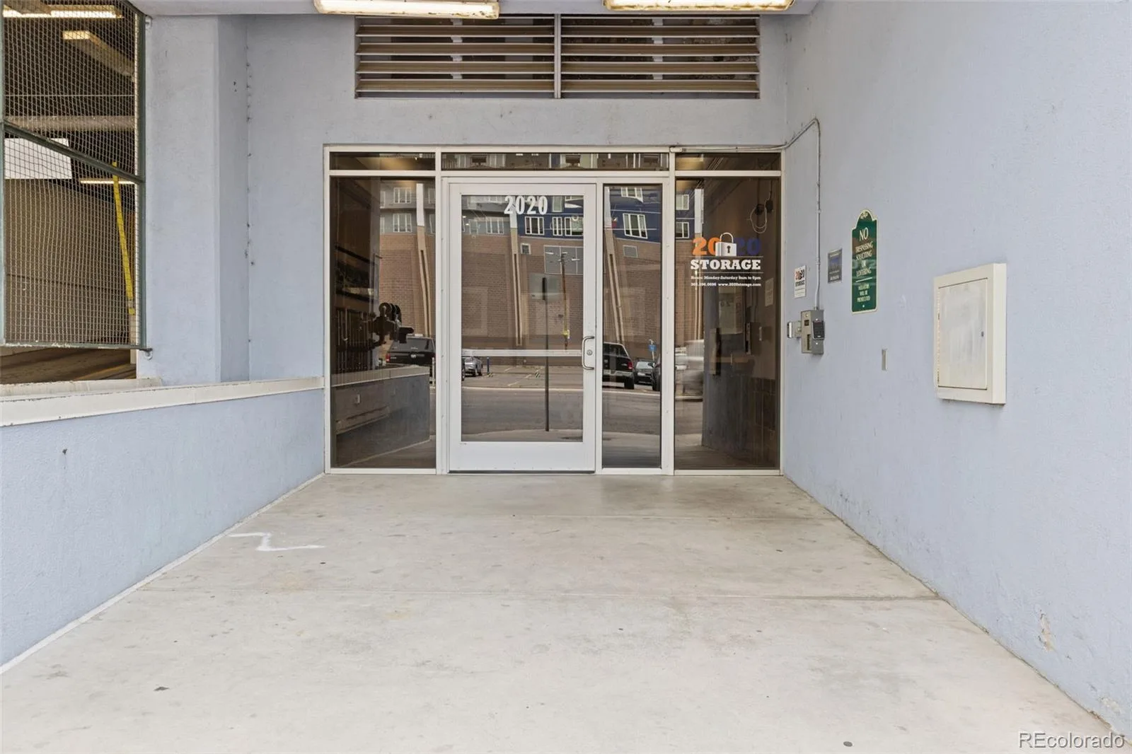 2020 Arapahoe Street #1020 Denver CO 80205 | MLS #REC3273707 08162026050043 1600 31