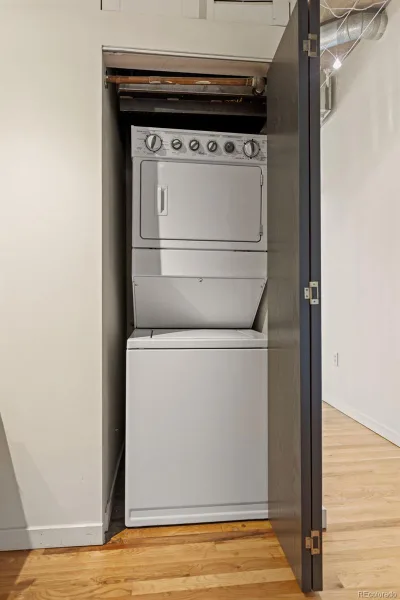 2020 Arapahoe Street #1020 Denver CO 80205 | MLS #REC3273707 08162026050043 800 27
