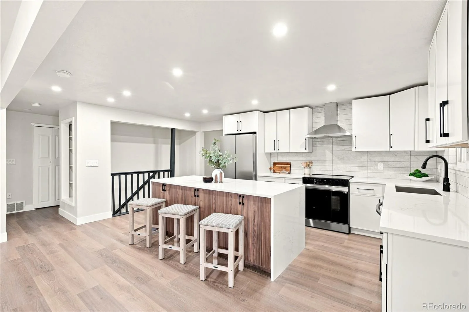 12128 W 62nd Place Arvada CO 80004 | MLS #REC3274466 07232026043457 1600 8