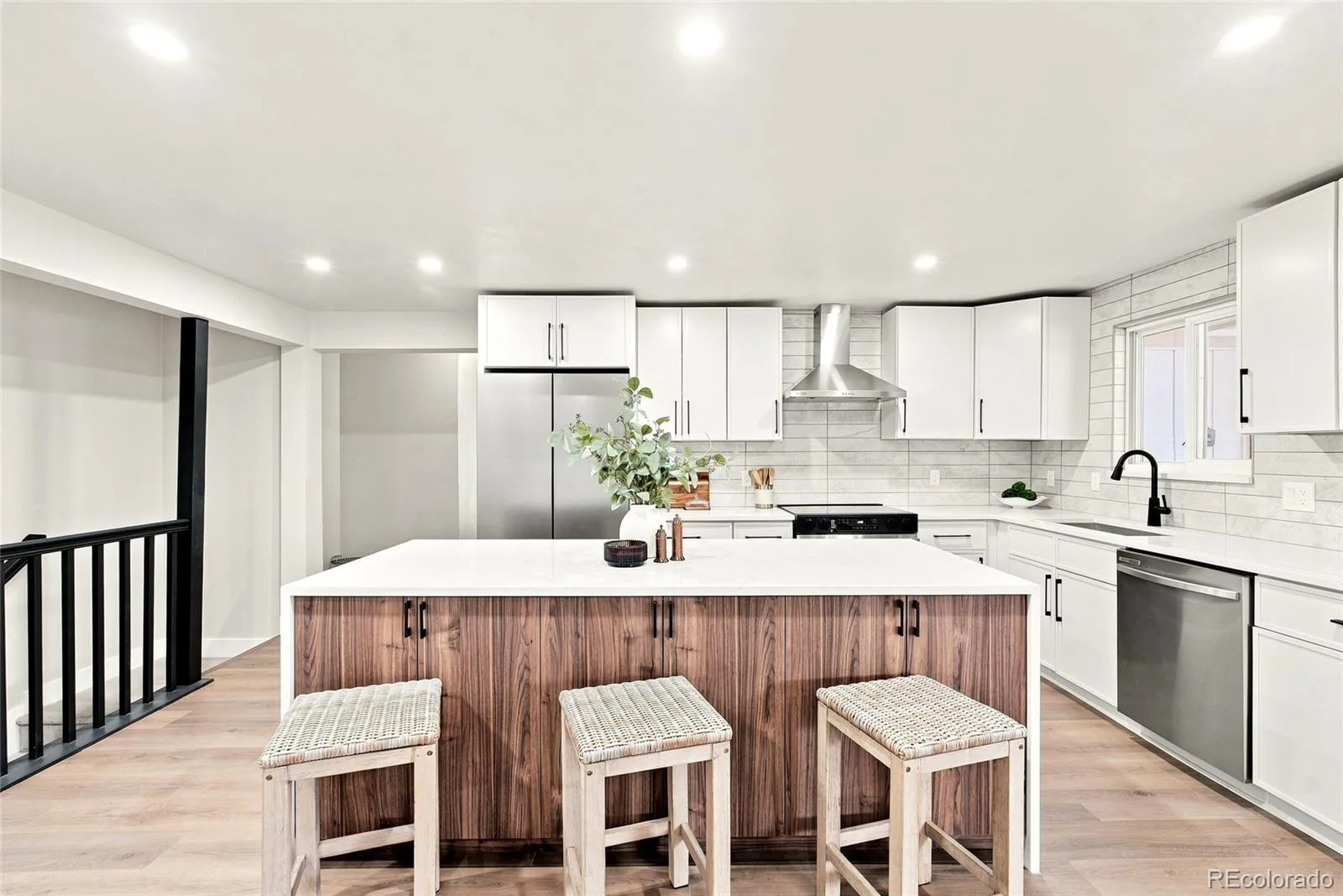 12128 W 62nd Place Arvada CO 80004 | MLS #REC3274466 07232026043457 1600 9