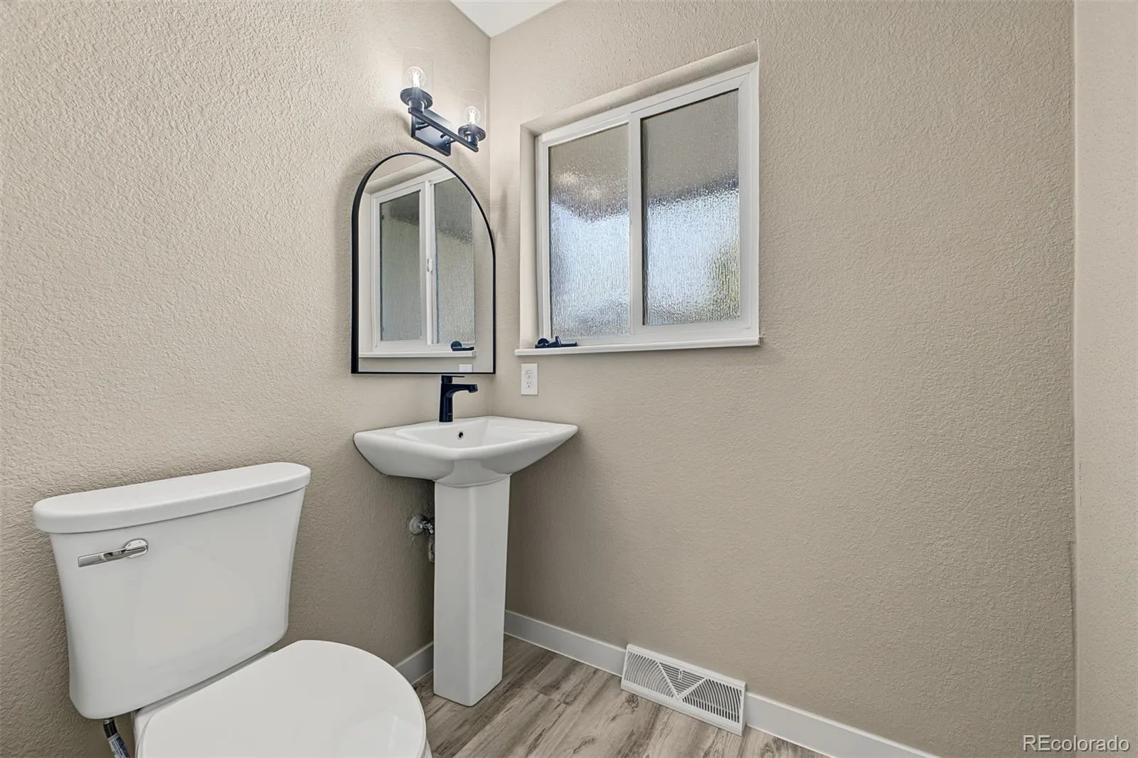 2320 S Pontiac Street Denver CO 80224 | MLS #REC3274873 10102026234147 1600 7