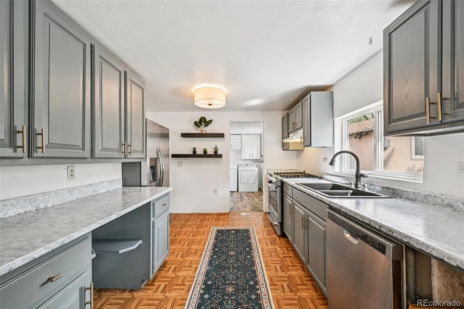 04102026032552 1600 12