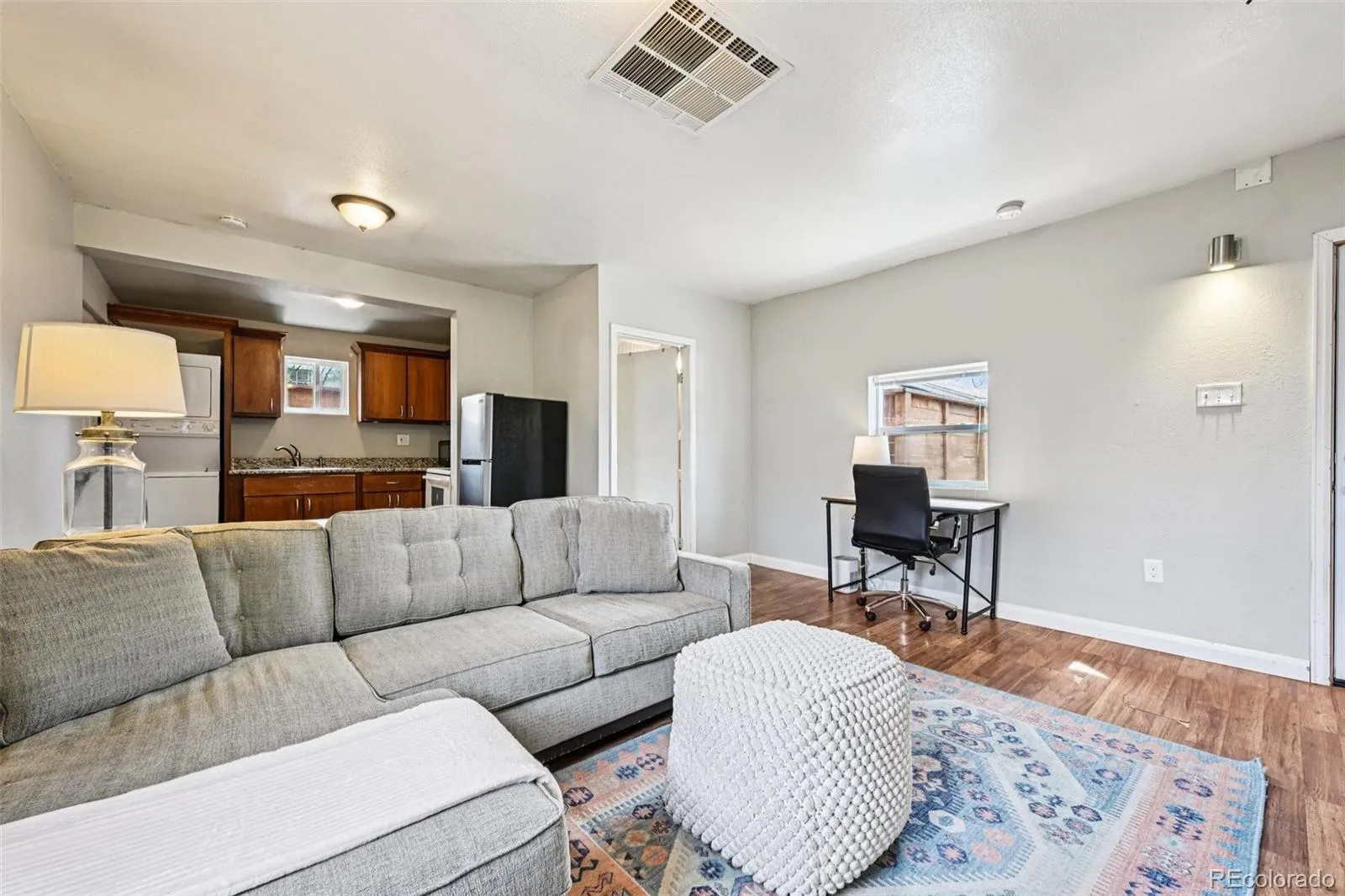 04102026032552 1600 27