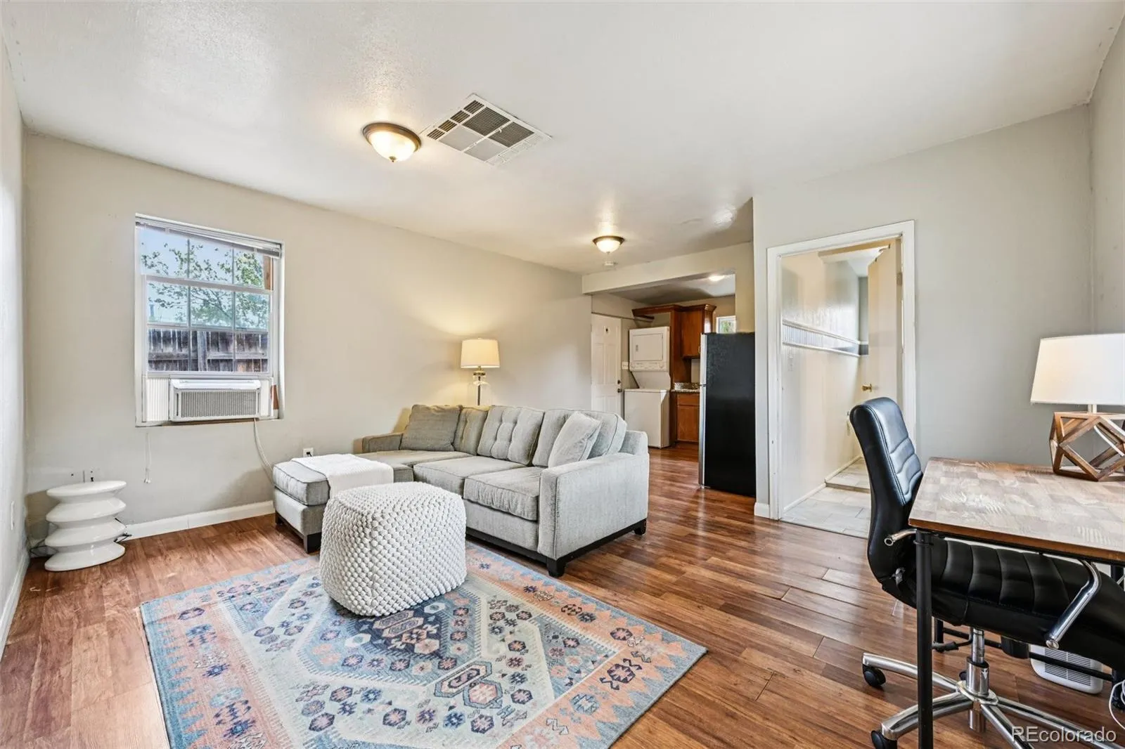 04102026032552 1600 28