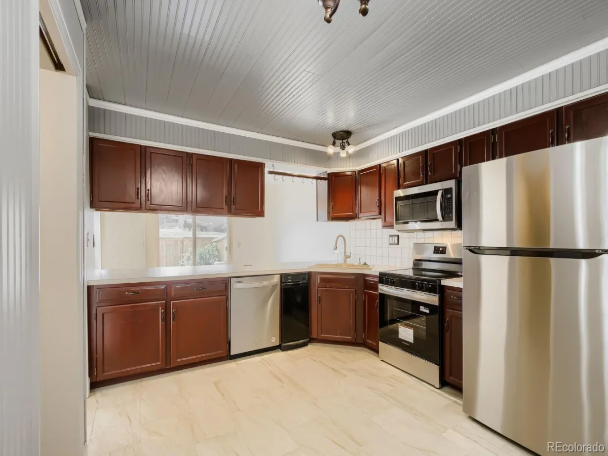 3952 E Weaver Avenue Littleton CO 80121 | MLS #REC3276262 08172026193805 1200 19