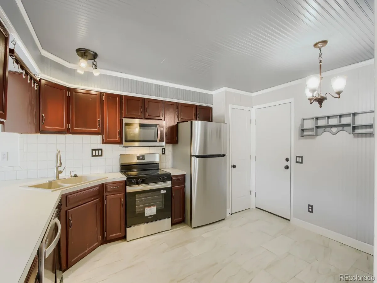 3952 E Weaver Avenue Littleton CO 80121 | MLS #REC3276262 08172026193805 1200 2