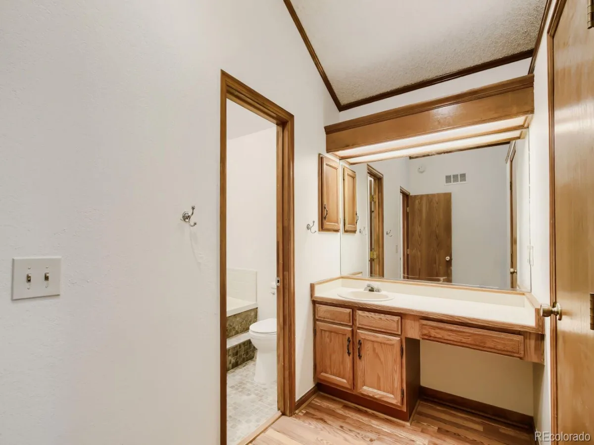 3952 E Weaver Avenue Littleton CO 80121 | MLS #REC3276262 08172026193805 1200 26