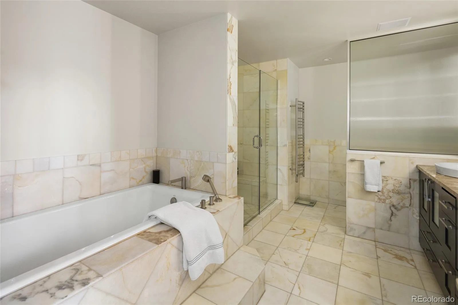 04202026210840 1600 13