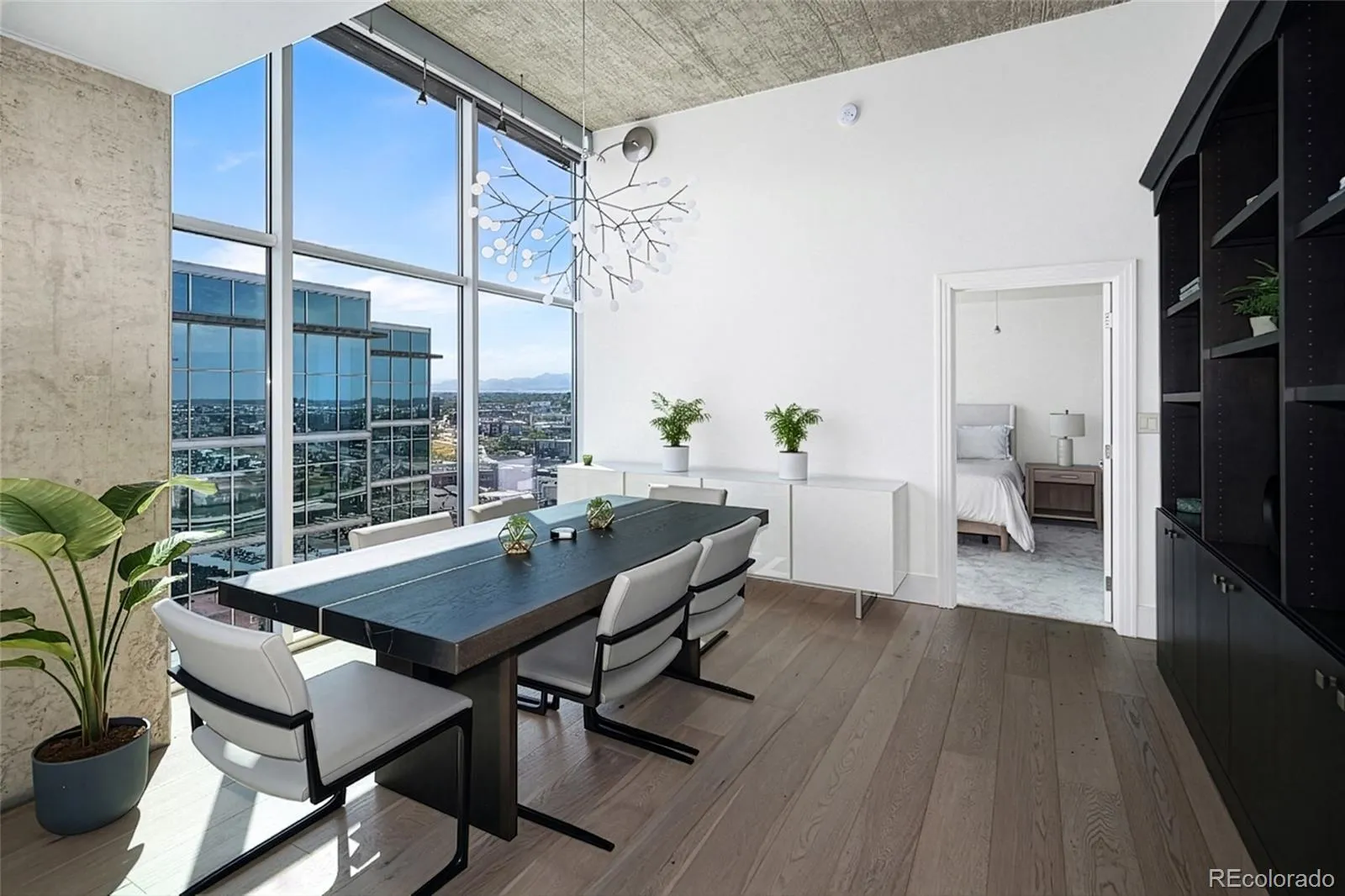 04202026210840 1600 5