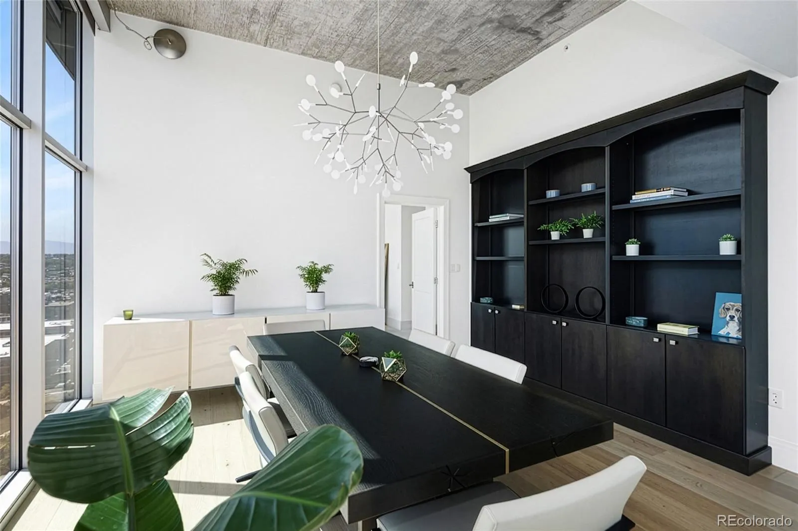 04202026210840 1600 6