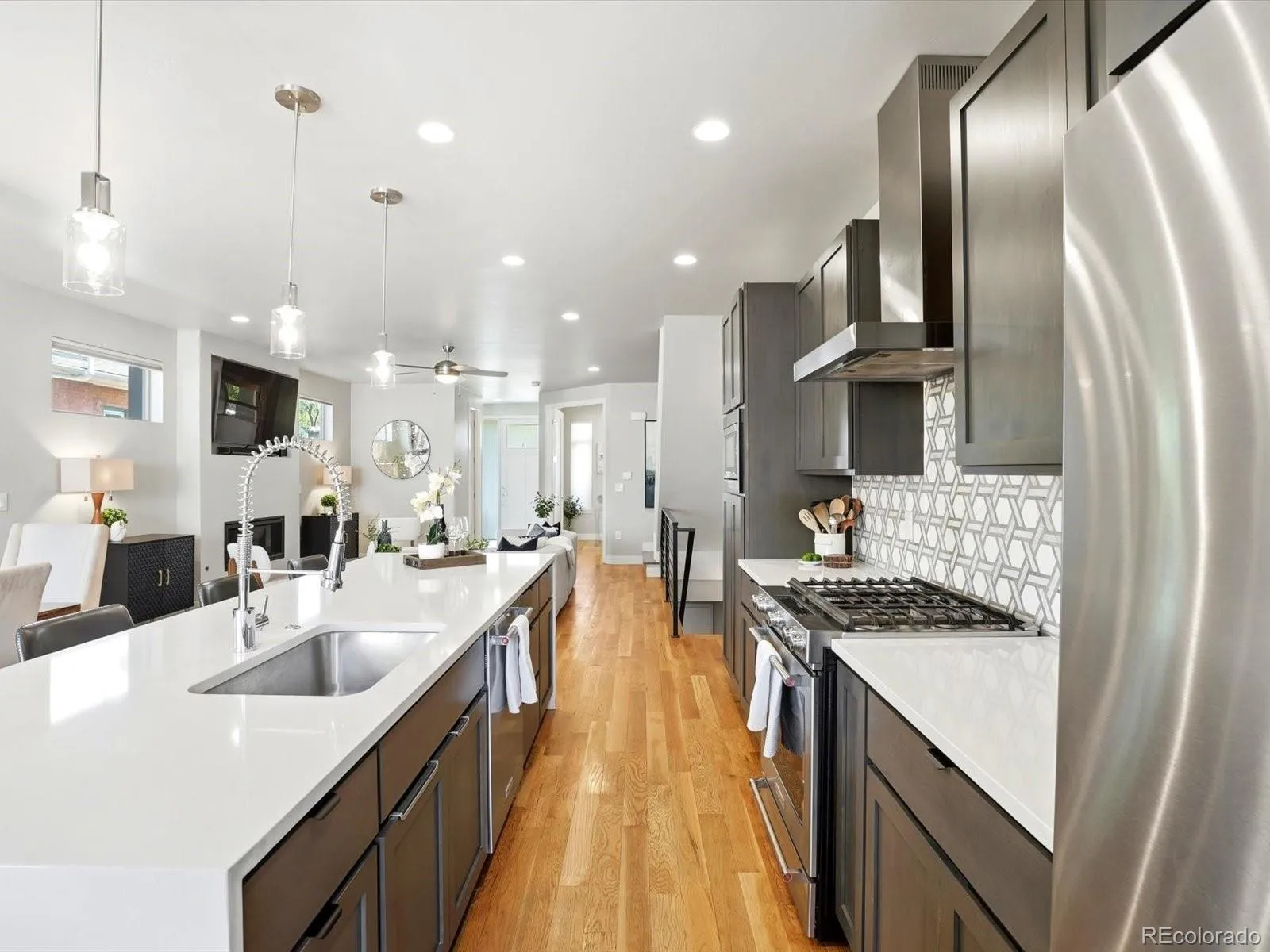 2065 S Clayton Street Denver CO 80210 MLS #REC3278772 05192026203325 1600 21