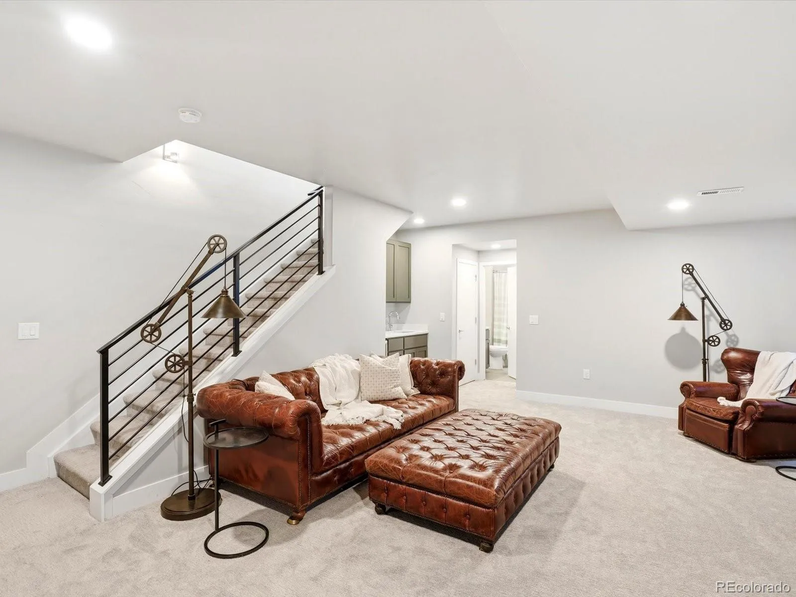 2065 S Clayton Street Denver CO 80210 MLS #REC3278772 05192026203325 1600 37