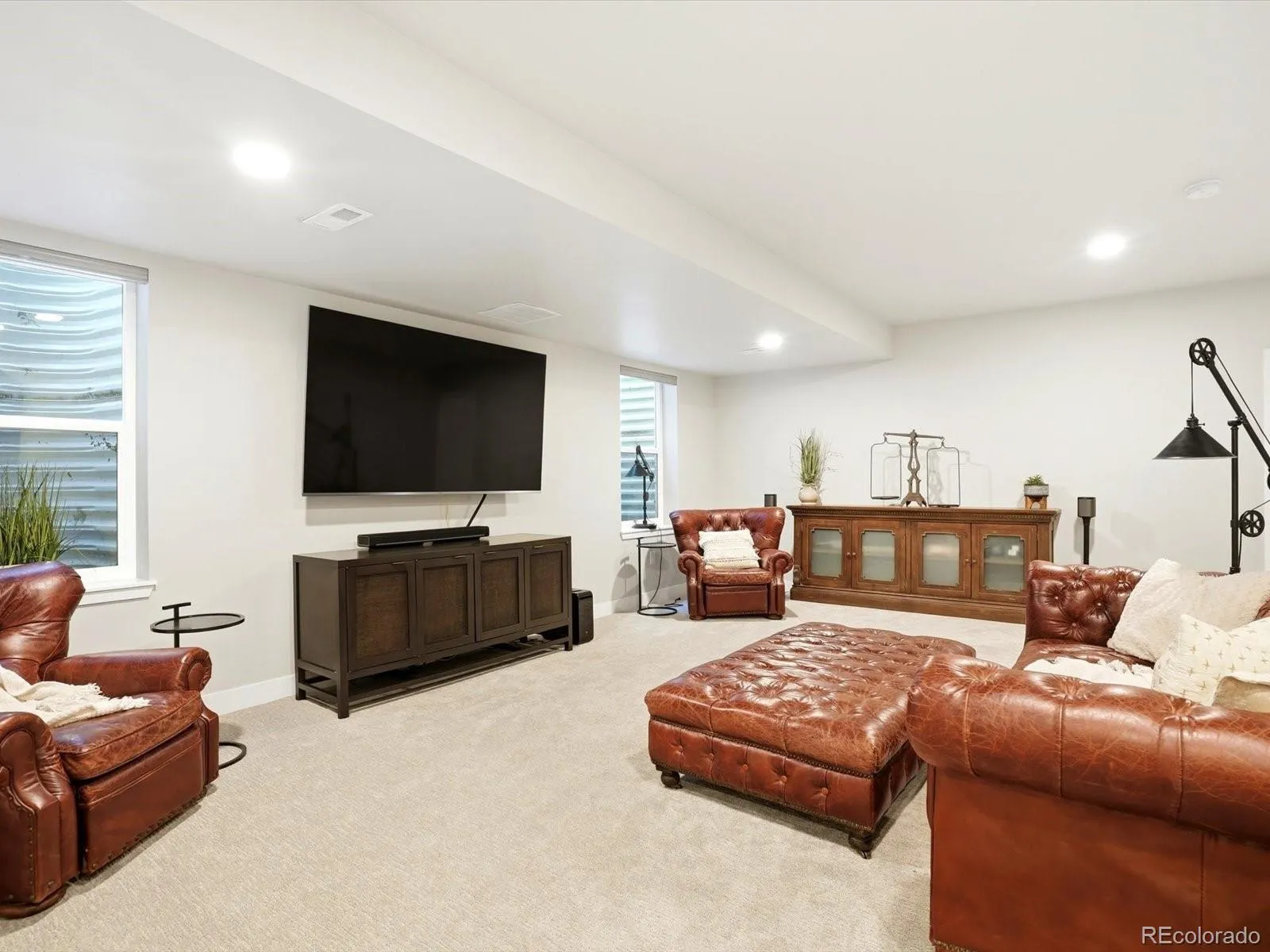 2065 S Clayton Street Denver CO 80210 MLS #REC3278772 05192026203325 1600 38