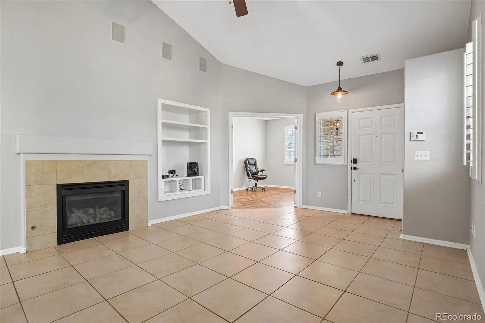 21749 E Jarvis Place Aurora CO 80018 | MLS #REC3281711 08202026154805 1600 10