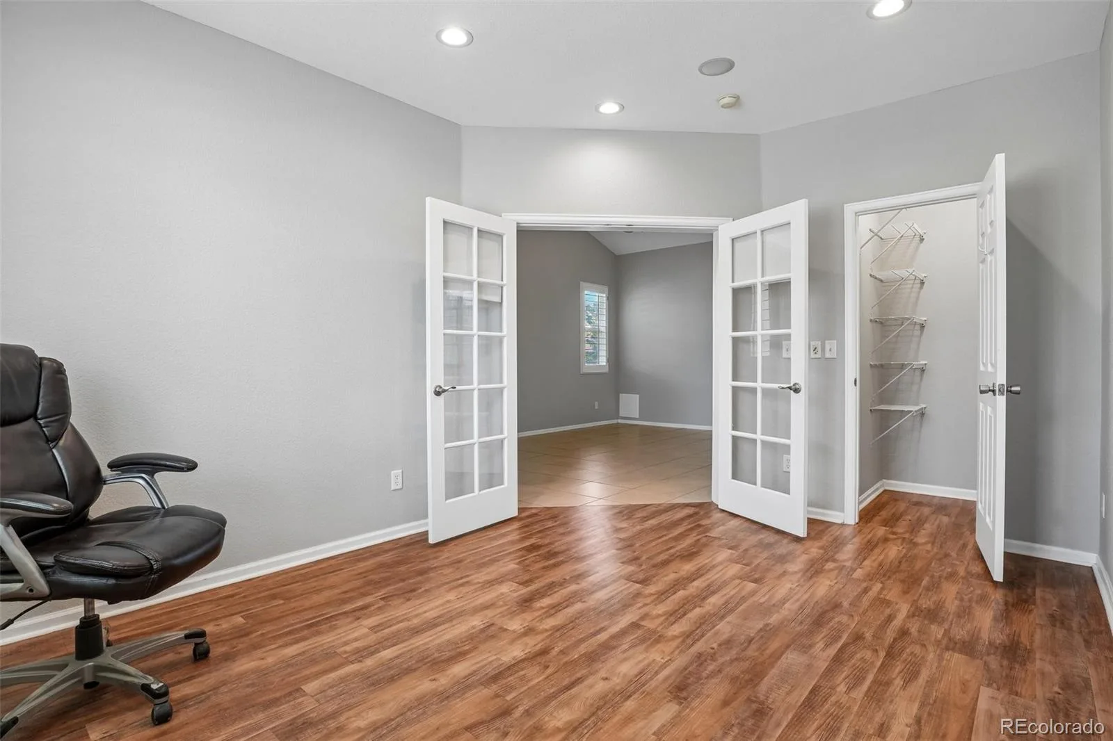 21749 E Jarvis Place Aurora CO 80018 | MLS #REC3281711 08202026154805 1600 14
