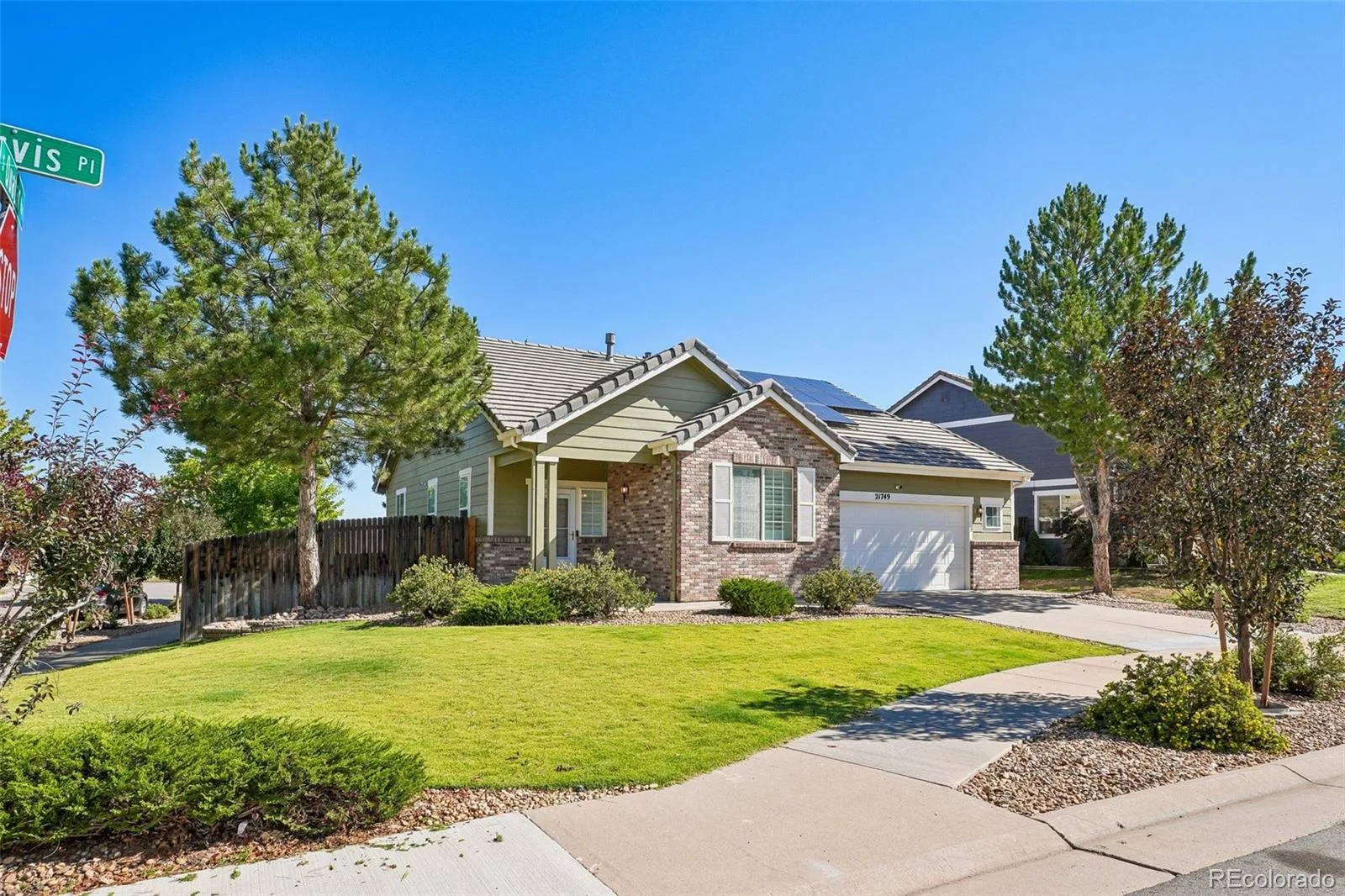21749 E Jarvis Place Aurora CO 80018 | MLS #REC3281711 08202026154805 1600 2