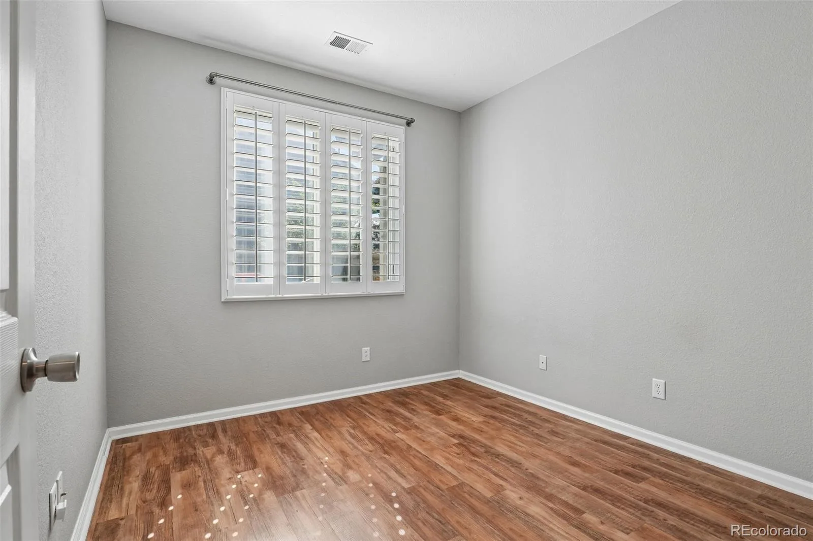 21749 E Jarvis Place Aurora CO 80018 | MLS #REC3281711 08202026154805 1600 27