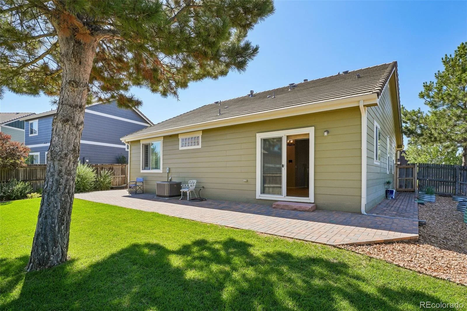 21749 E Jarvis Place Aurora CO 80018 | MLS #REC3281711 08202026154805 1600 31