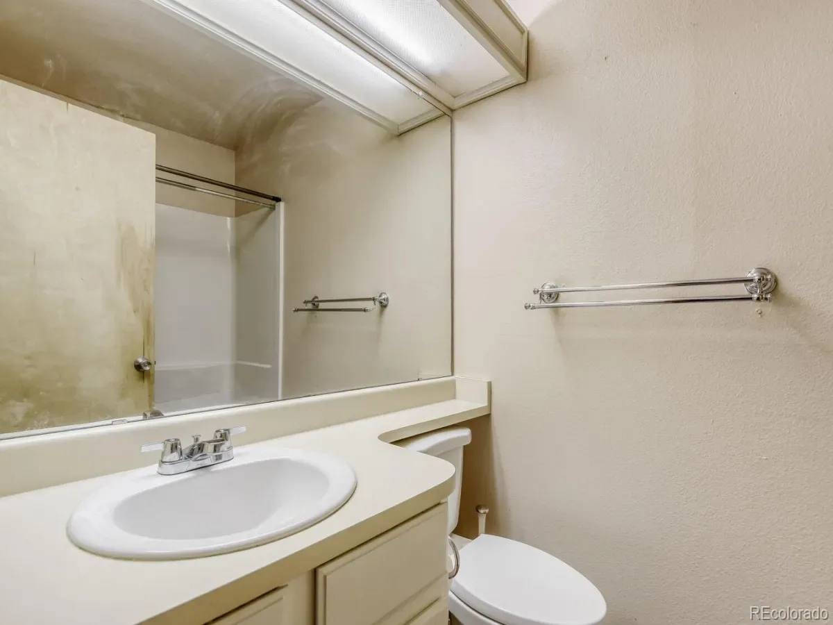 17477 E Rice Circle #D Aurora CO 80015 MLS #REC3286123 03202026202308 1200 6