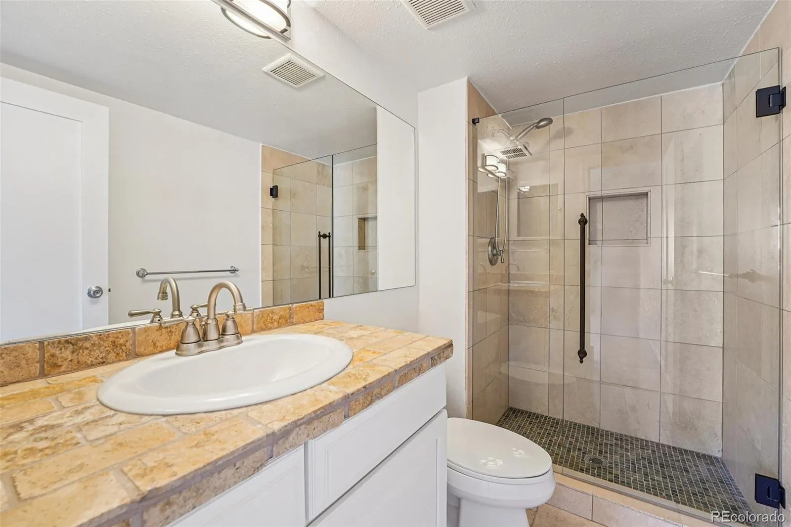 8335 Fairmount Drive #2-103 Denver CO 80247 MLS #REC3286658 05052026190955 1600 2