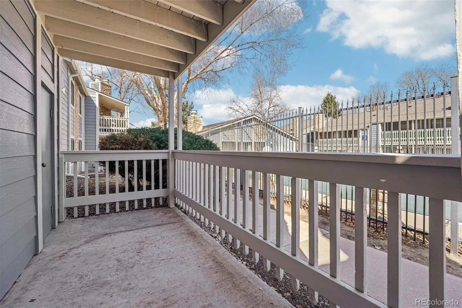 8335 Fairmount Drive #2-103 Denver CO 80247 MLS #REC3286658 05052026190955 1600 27