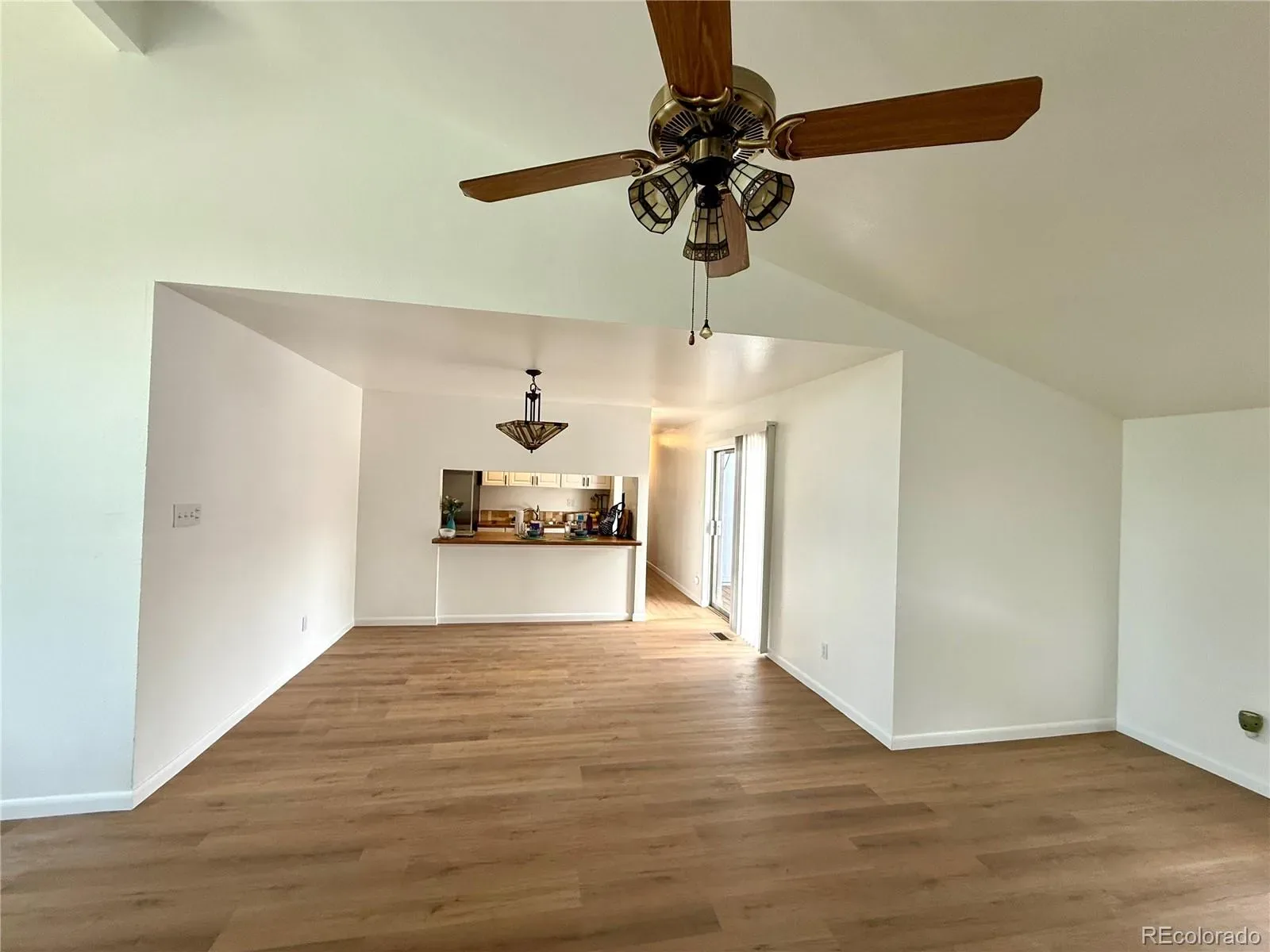 8467 Everett Way #E Arvada CO 80005 | MLS #REC3287727 03212026152352 1600 8