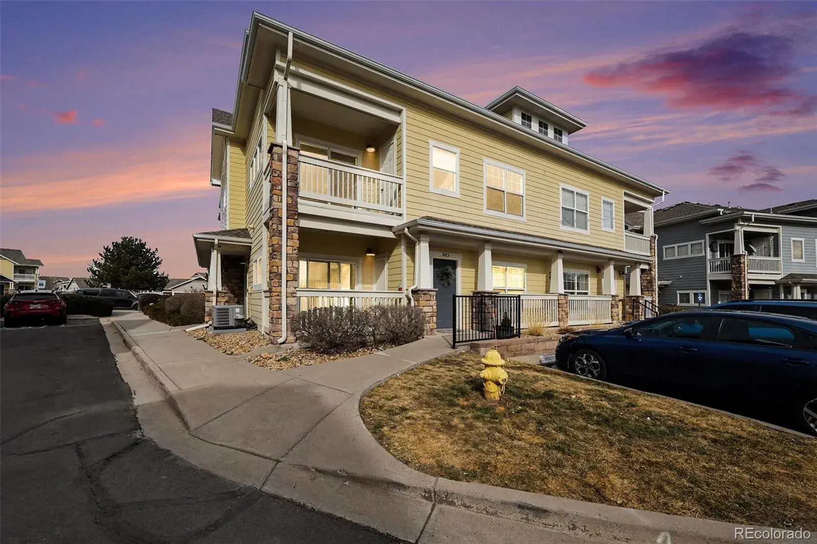 9429 Ashbury Circle #203 Parker CO 80134 | MLS #REC3288832 02202026223527 1600 19
